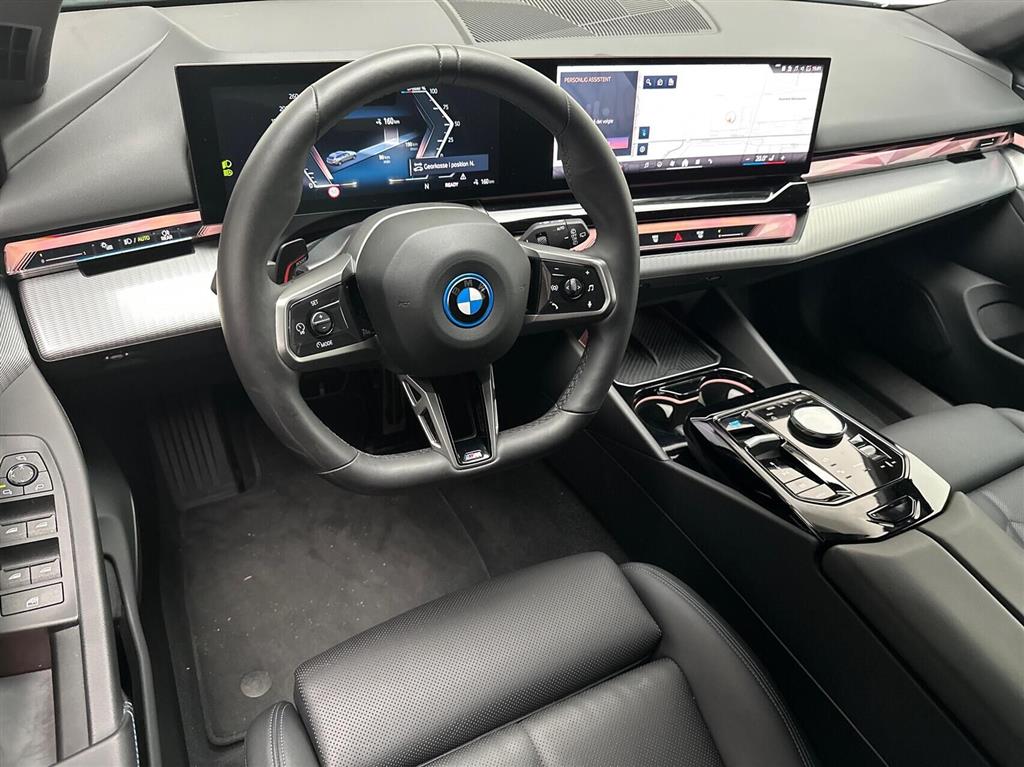 BMW i5 eDrive40 Touring EL M-Sport 340HK Stc Aut. - Image 4