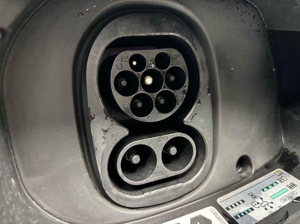 VW ID.4 EL Pro Performance 204HK 5d Aut. - Image 22