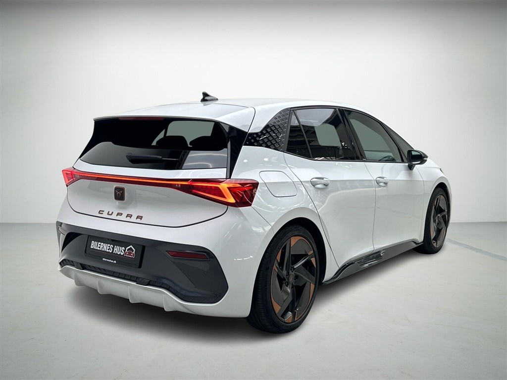 Cupra Born EL High 204HK 5d Aut. - Image 2
