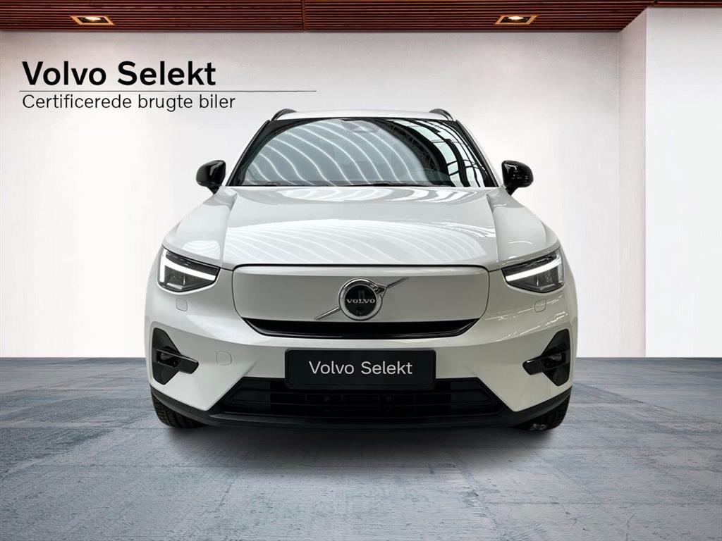 Volvo EX40 Single Motor Extended Range Plus 252HK 5d Aut. - Image 9