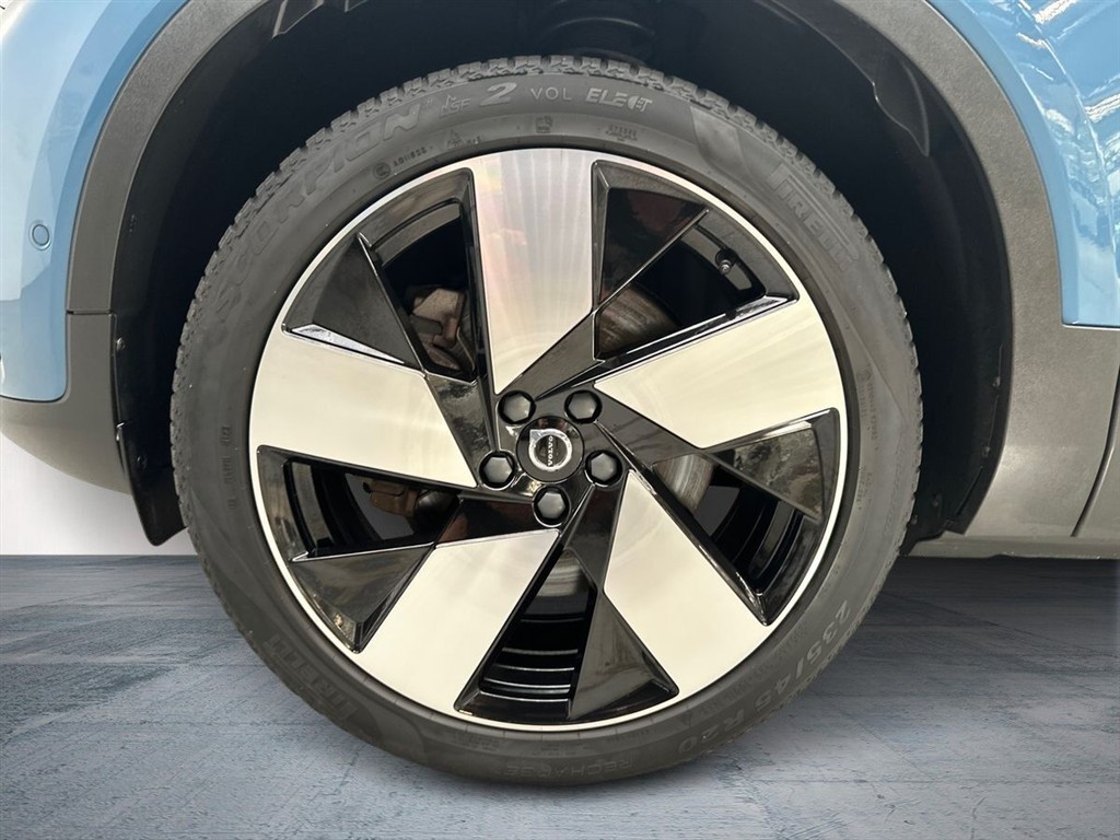 Volvo C40 P6 Recharge Ultimate 231HK 4d Aut. - Image 10