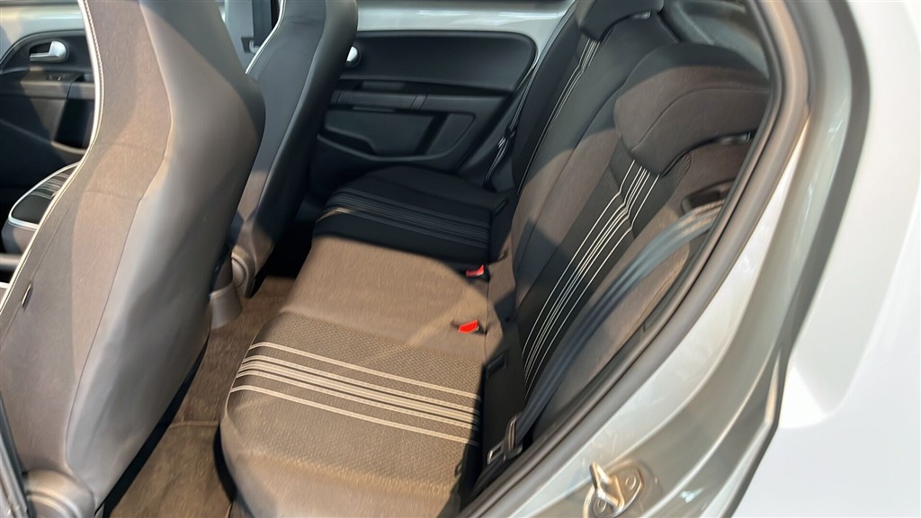Seat Mii EL 83HK 5d Aut. - Image 7