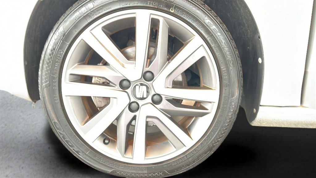 Seat Mii EL 83HK 5d Aut. - Image 15