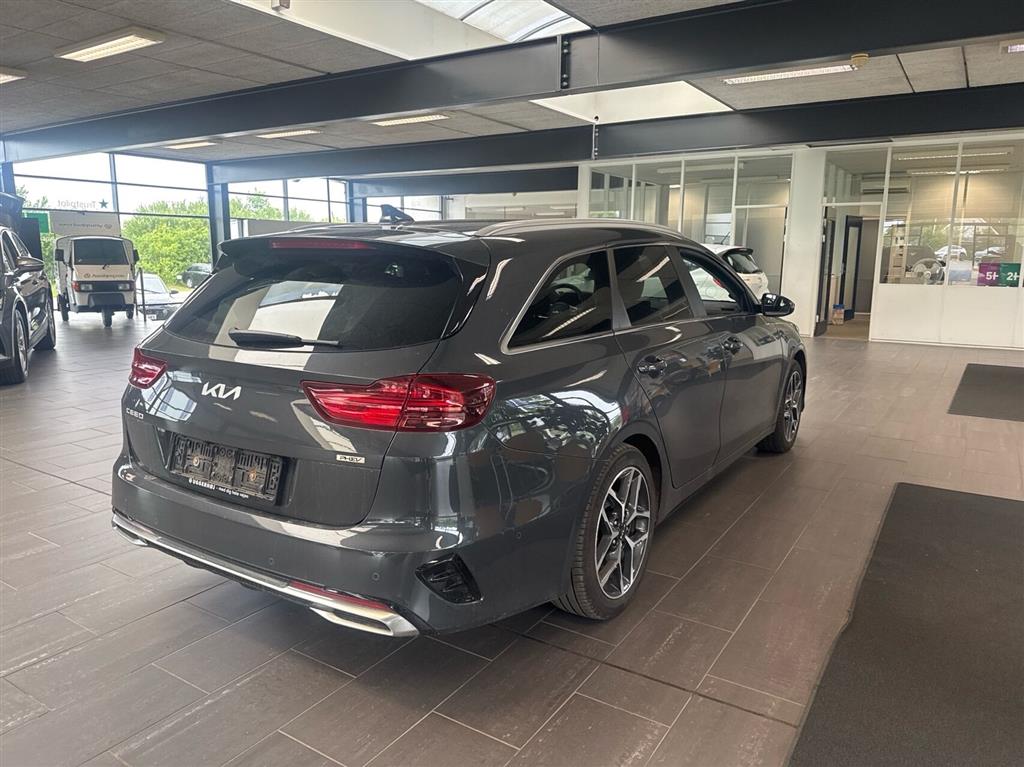 Kia Ceed SW 1,6 GDI PHEV Plugin-hybrid Upgrade m/Premium + Lux DCT 141HK Stc 6g Aut. - Image 3