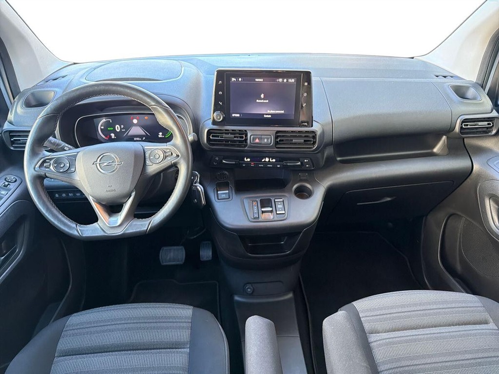 Opel Combo-e Life E85 50 Ultimate - Image 7