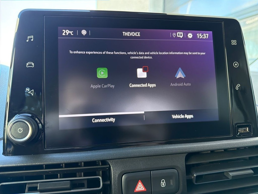 Opel Combo-e Life E85 50 Ultimate - Image 15