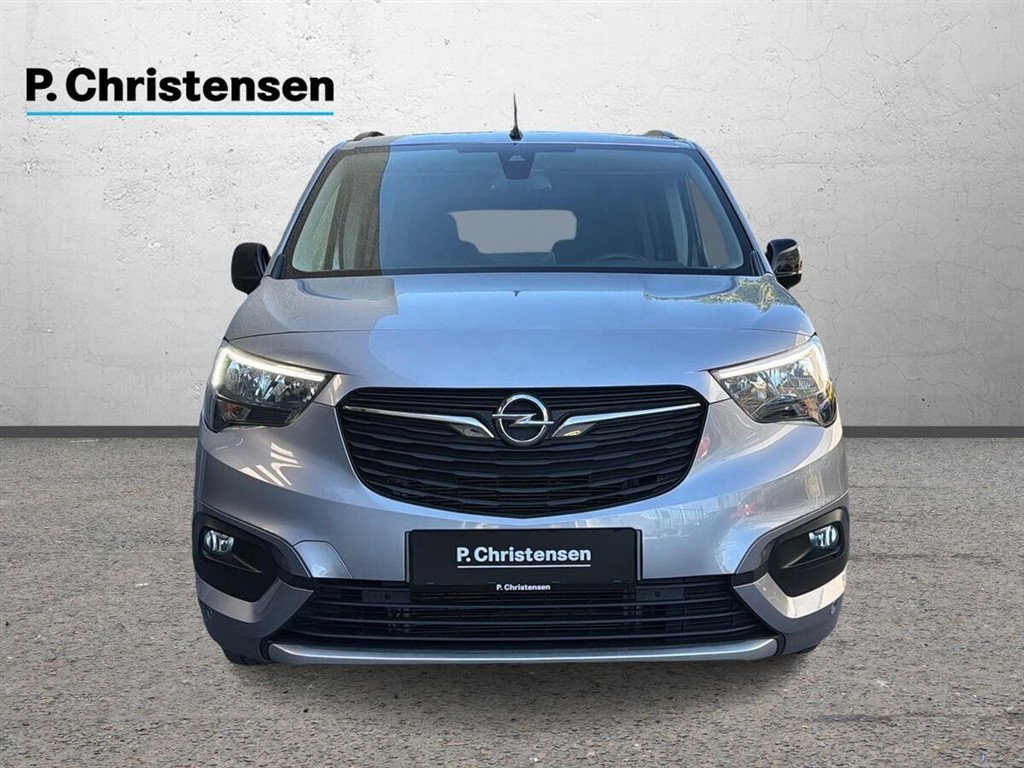 Opel Combo-e Life E85 50 Ultimate - Image 4