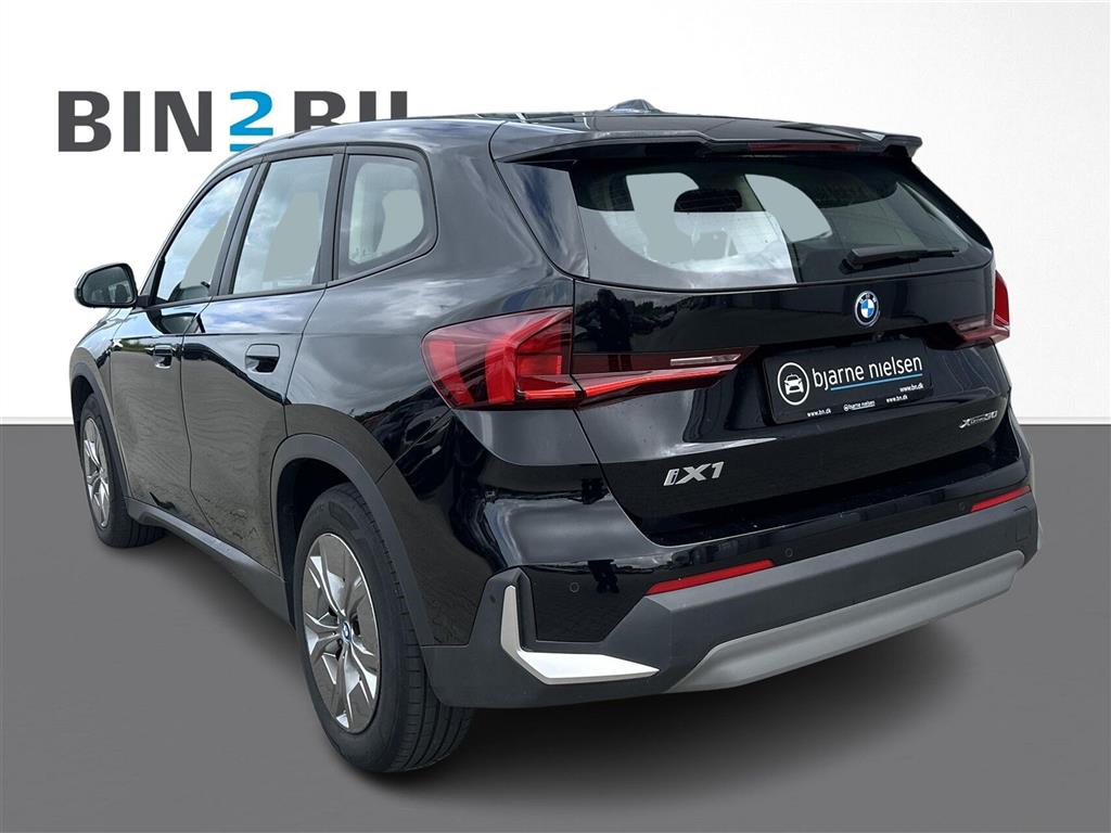 BMW iX1 xDrive30 EL 4x4 313HK 5d Aut. - Image 3