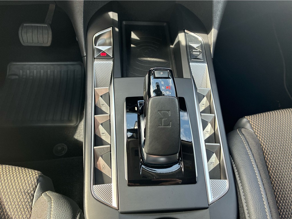 DS DS3 Crossback E-Tense CHIC 136HK 5d Aut. - Image 15