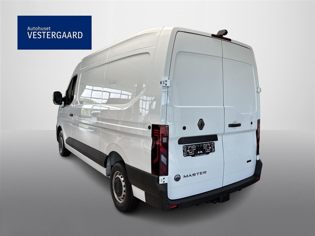 Renault Master T35 L2H2 EL Tekno 140HK Van Aut. - Image 3