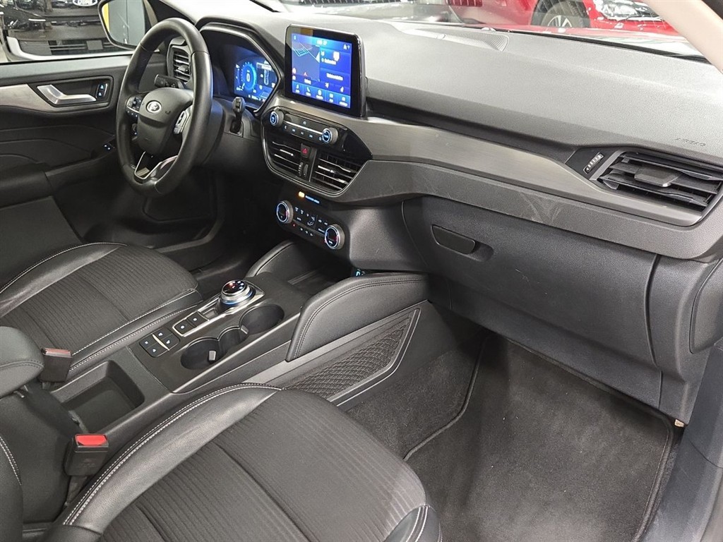 Ford Kuga 2,5 Plugin-hybrid Titanium X CVT 225HK 5d Trinl. Gear - Image 25