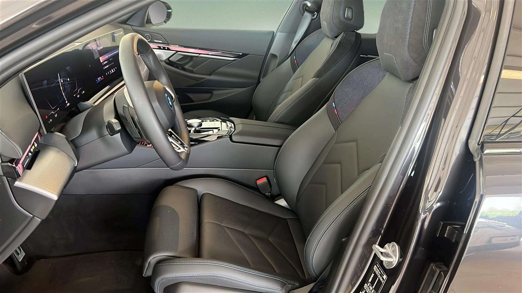 BMW i5 eDrive40 Touring EL M-Sport 340HK Stc Aut. - Image 7