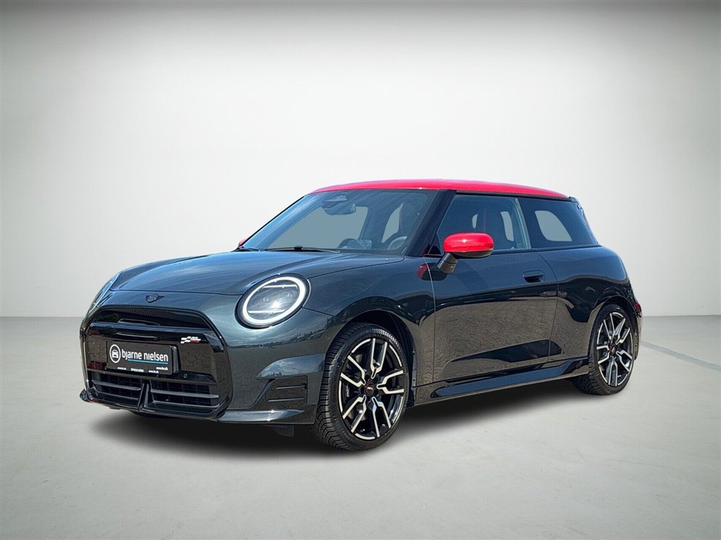 Mini Cooper E EL JCW Trim Option Level M 184HK 3d Aut.