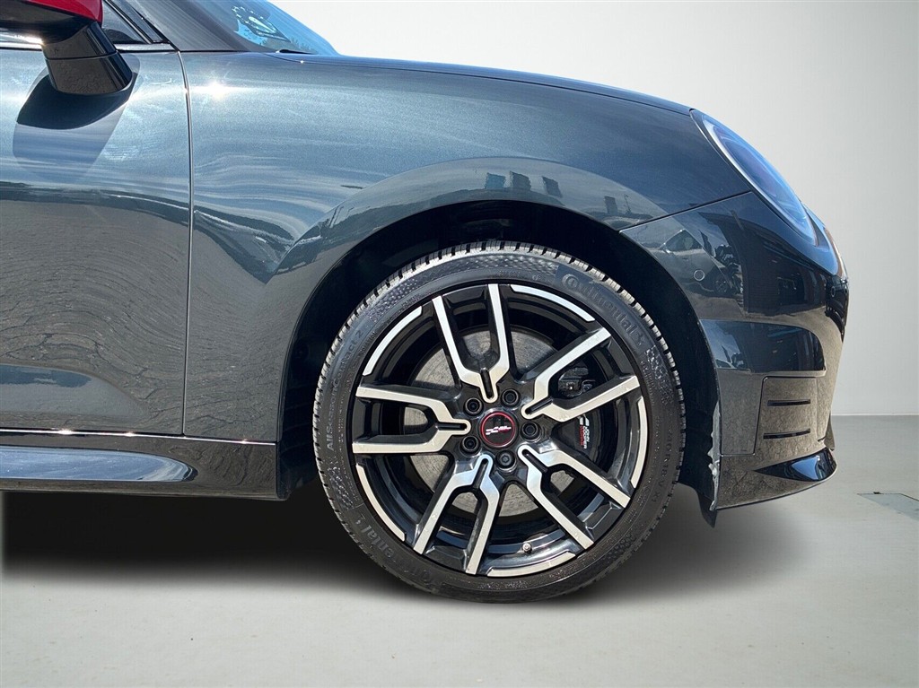 Mini Cooper E EL JCW Trim Option Level M 184HK 3d Aut. - Image 9
