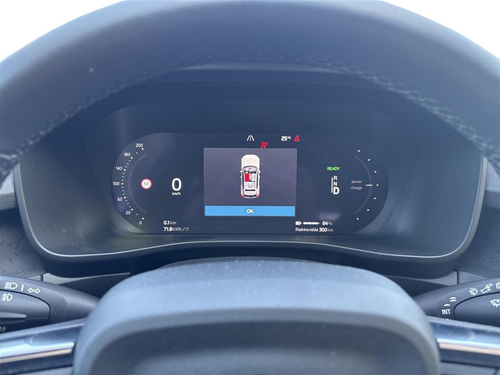 Volvo XC40 P6 Recharge Plus 231HK 5d Aut. - Image 7