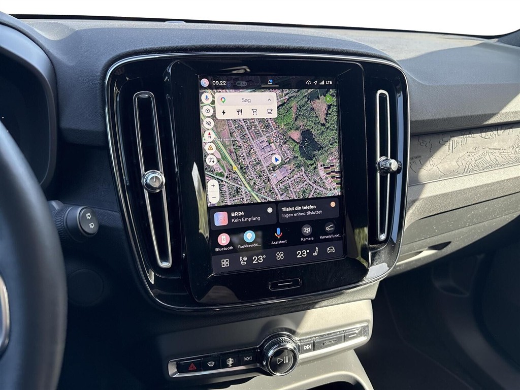 Volvo XC40 P6 Recharge Plus 231HK 5d Aut. - Image 8