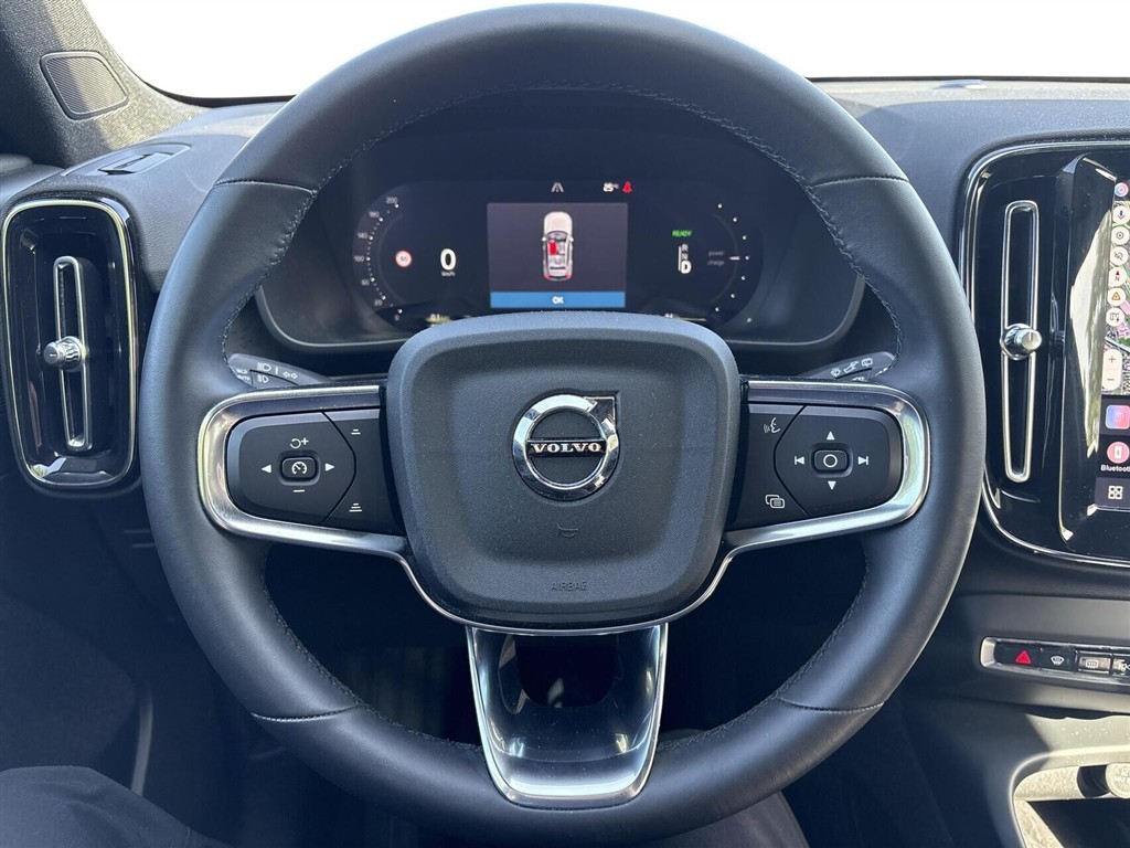 Volvo XC40 P6 Recharge Plus 231HK 5d Aut. - Image 10