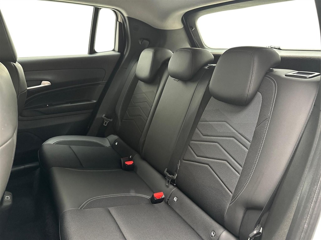 Jeep Avenger EL Altitude 156HK 5d Aut. - Image 13