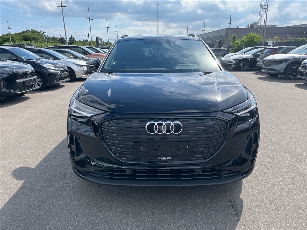 Audi Q4 45 E-tron S Line Edition Quattro 286HK 5d Aut. - Image 2