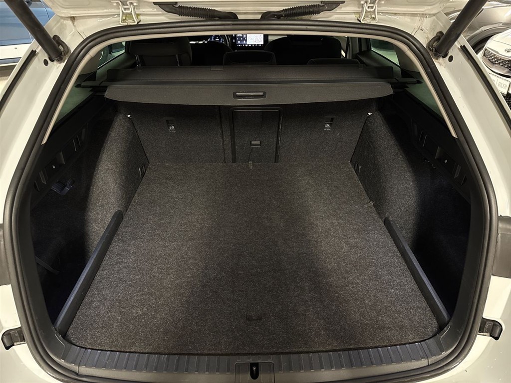 Skoda Octavia Combi 1,4 TSI Plugin-hybrid iV Plus iV DSG 204HK Stc 6g Aut. - Image 13