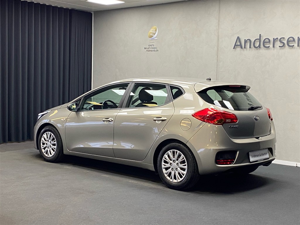 Kia Ceed 1,4 CVVT Style 100HK 5d Man. - Image 3