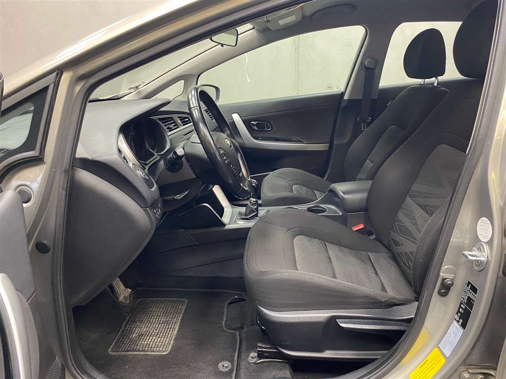 Kia Ceed 1,4 CVVT Style 100HK 5d Man. - Image 6