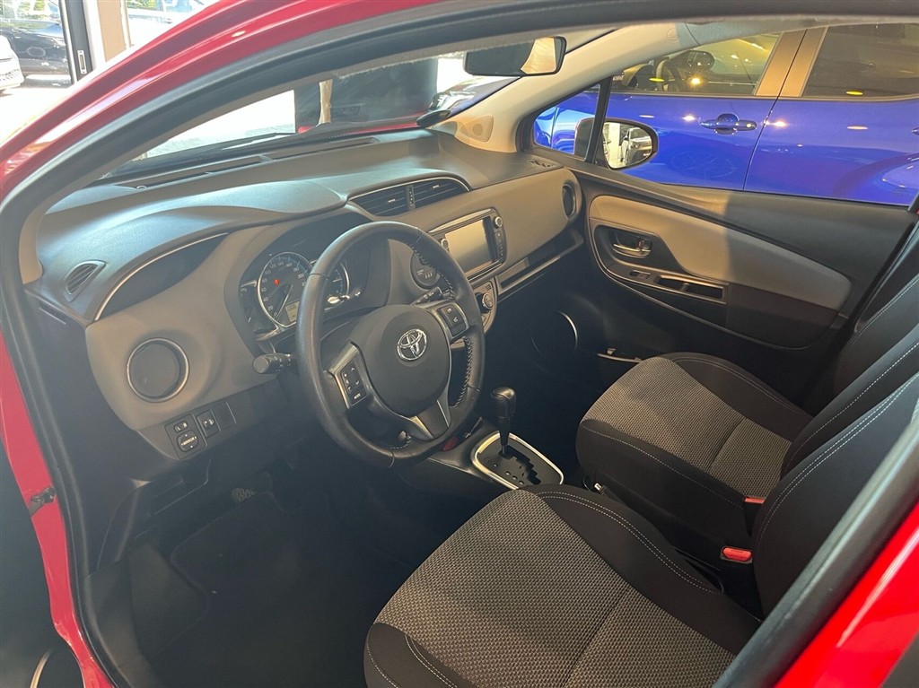 Toyota Yaris 1,5 Hybrid H2 E-CVT 100HK 5d Trinl. Gear - Image 7