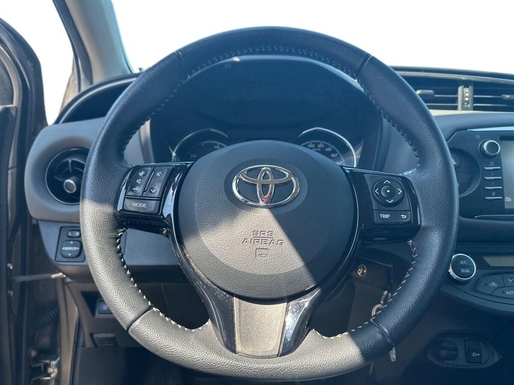Toyota Yaris 1,5 Hybrid H2 E-CVT 100HK 5d Trinl. Gear - Image 11