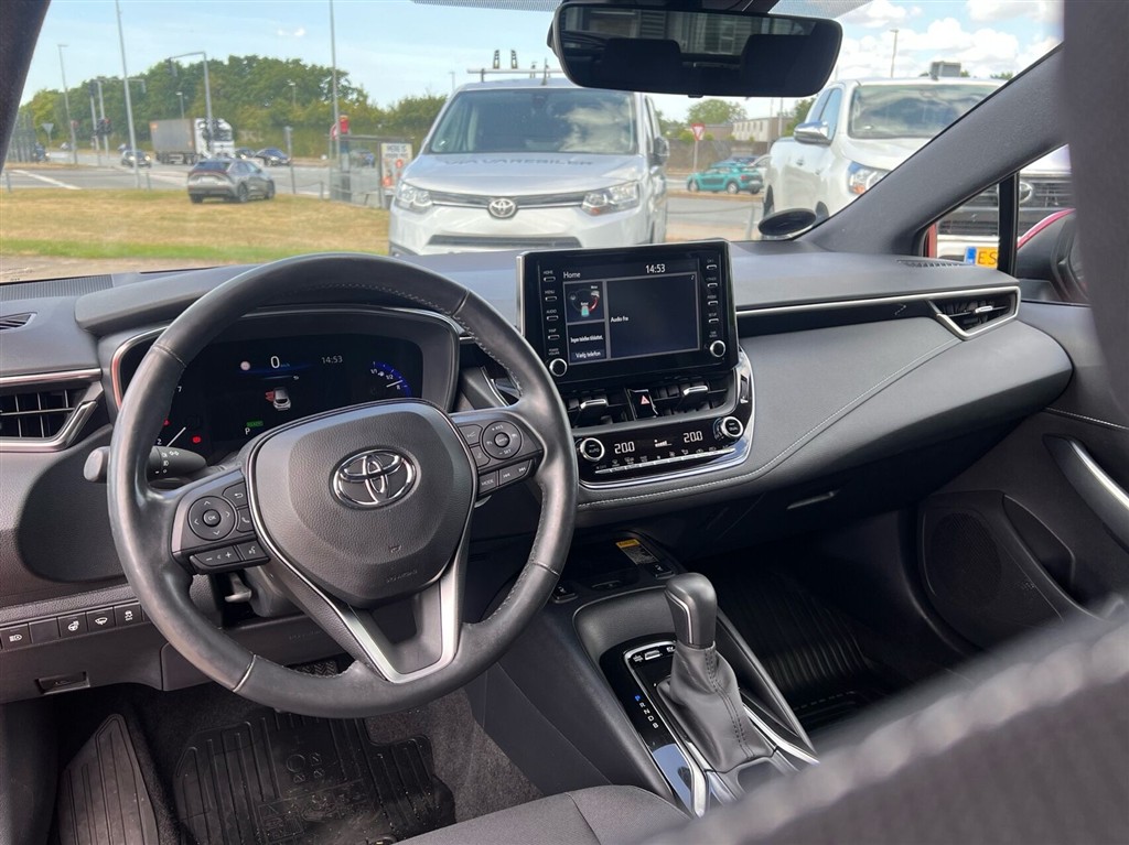 Toyota Corolla 1,8 Hybrid H3 Smart E-CVT 122HK 5d Trinl. Gear - Image 12