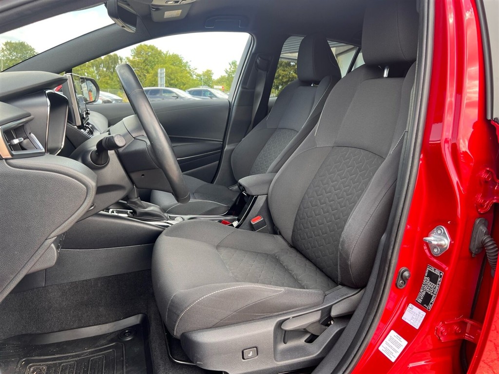Toyota Corolla 1,8 Hybrid H3 Smart E-CVT 122HK 5d Trinl. Gear - Image 13