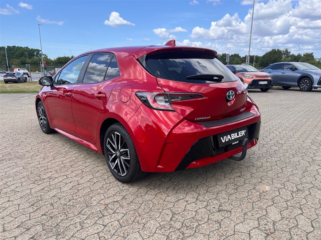 Toyota Corolla 1,8 Hybrid H3 Smart E-CVT 122HK 5d Trinl. Gear - Image 3