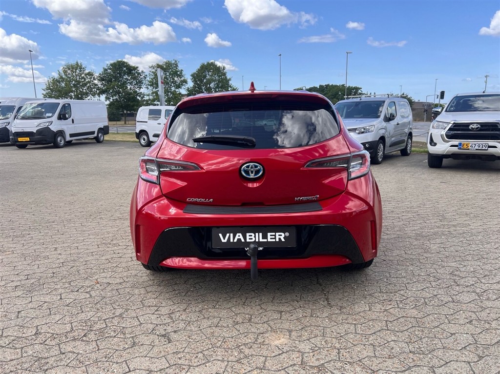 Toyota Corolla 1,8 Hybrid H3 Smart E-CVT 122HK 5d Trinl. Gear - Image 4