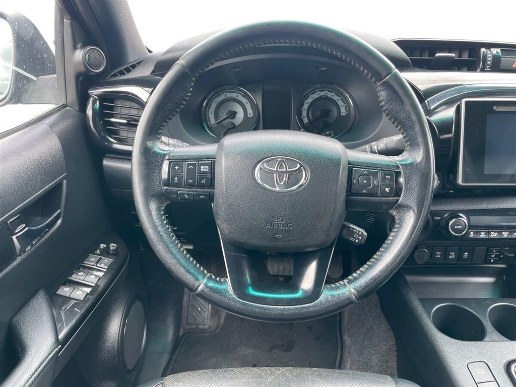 Toyota HiLux Dobb.Kab. 2,4 D-4D Anniversary Edition 4x4 150HK DobKab Aut. - Image 11