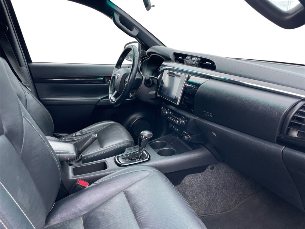 Toyota HiLux Dobb.Kab. 2,4 D-4D Anniversary Edition 4x4 150HK DobKab Aut. - Image 15