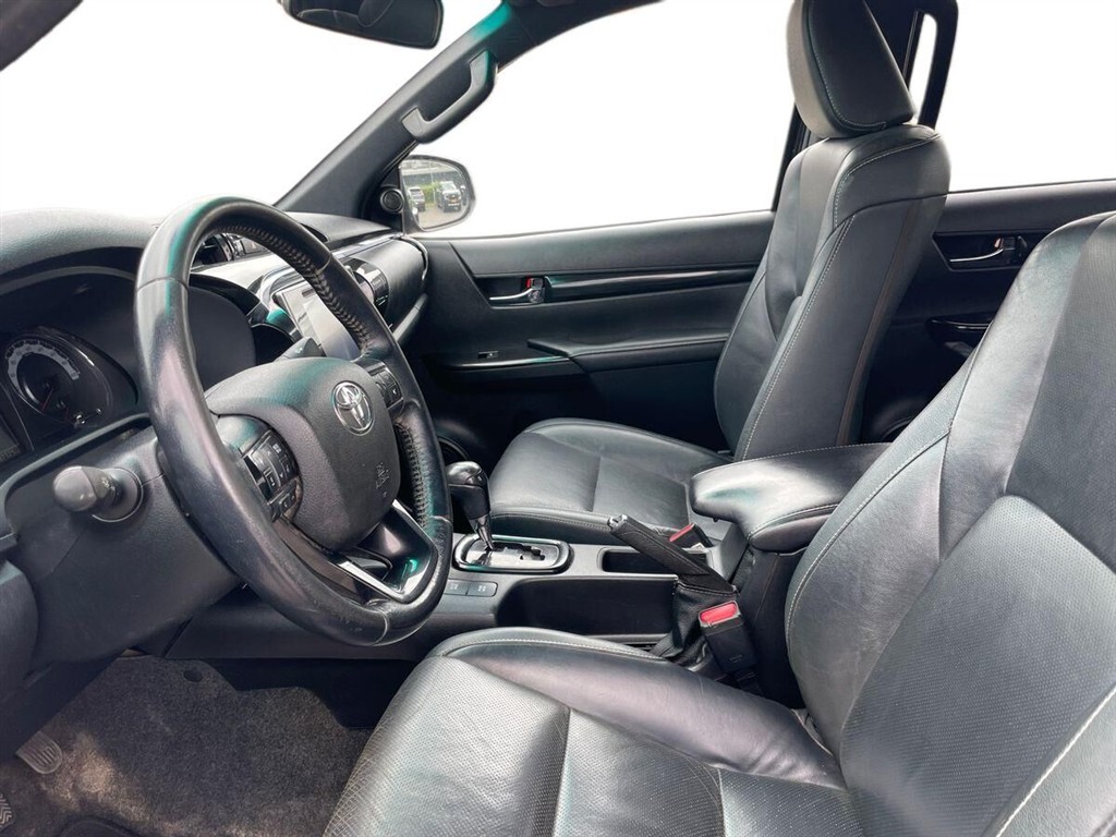 Toyota HiLux Dobb.Kab. 2,4 D-4D Anniversary Edition 4x4 150HK DobKab Aut. - Image 18