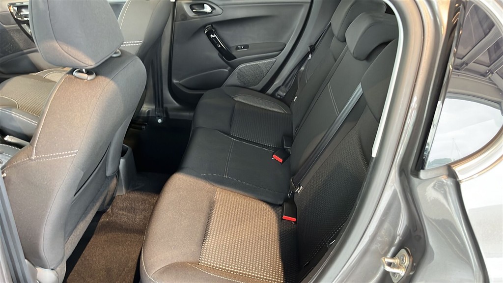 Peugeot 208 1,5 BlueHDi Prestige 100HK 5d - Image 7