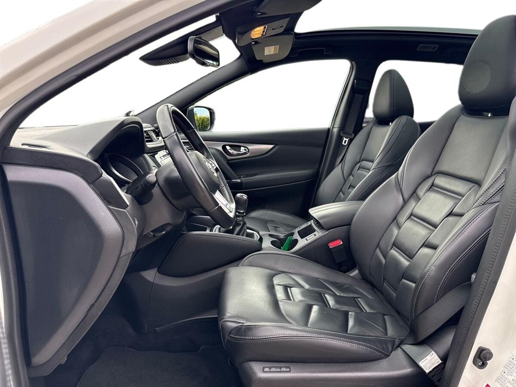 Nissan Qashqai 1,3 Dig-T Tekna+ 140HK 5d 6g - Image 10