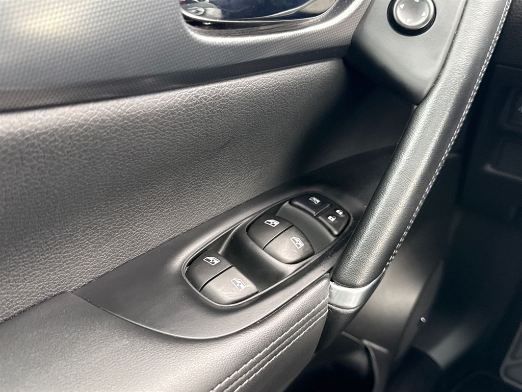 Nissan Qashqai 1,3 Dig-T Tekna+ 140HK 5d 6g - Image 18
