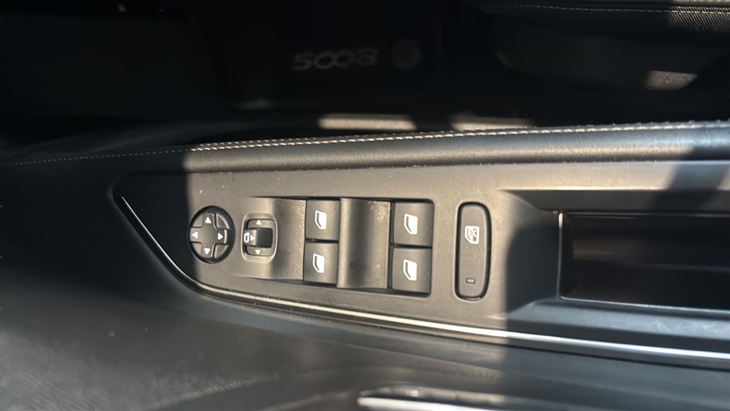 Peugeot 5008 1,5 BlueHDi Infinity 130HK 5d 6g - Image 14