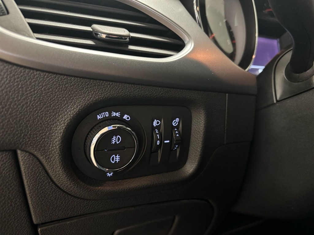 Opel Astra 1,5 Turbo Edition 105HK 5d 6g - Image 8