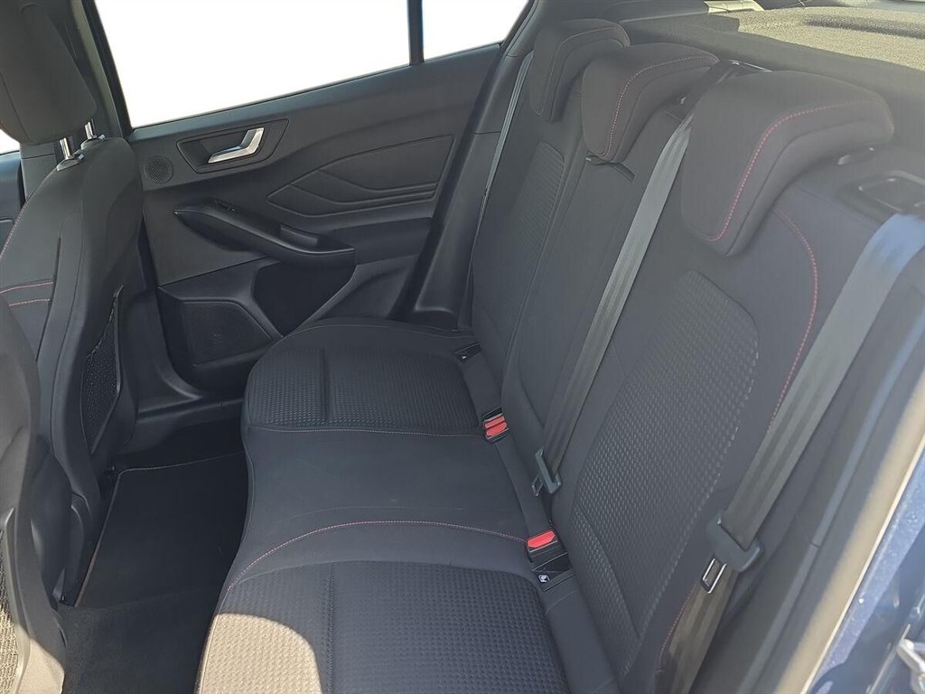 Ford Focus 1,0 EcoBoost Hybrid ST-Line X 155HK 5d 6g - Image 11