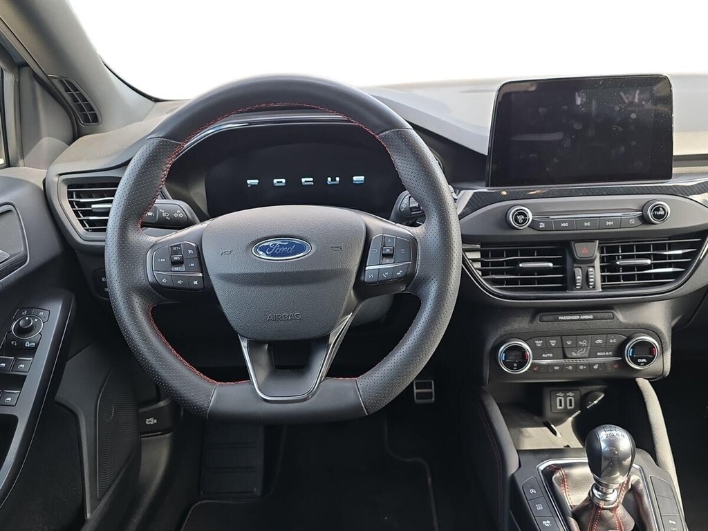 Ford Focus 1,0 EcoBoost Hybrid ST-Line X 155HK 5d 6g - Image 17