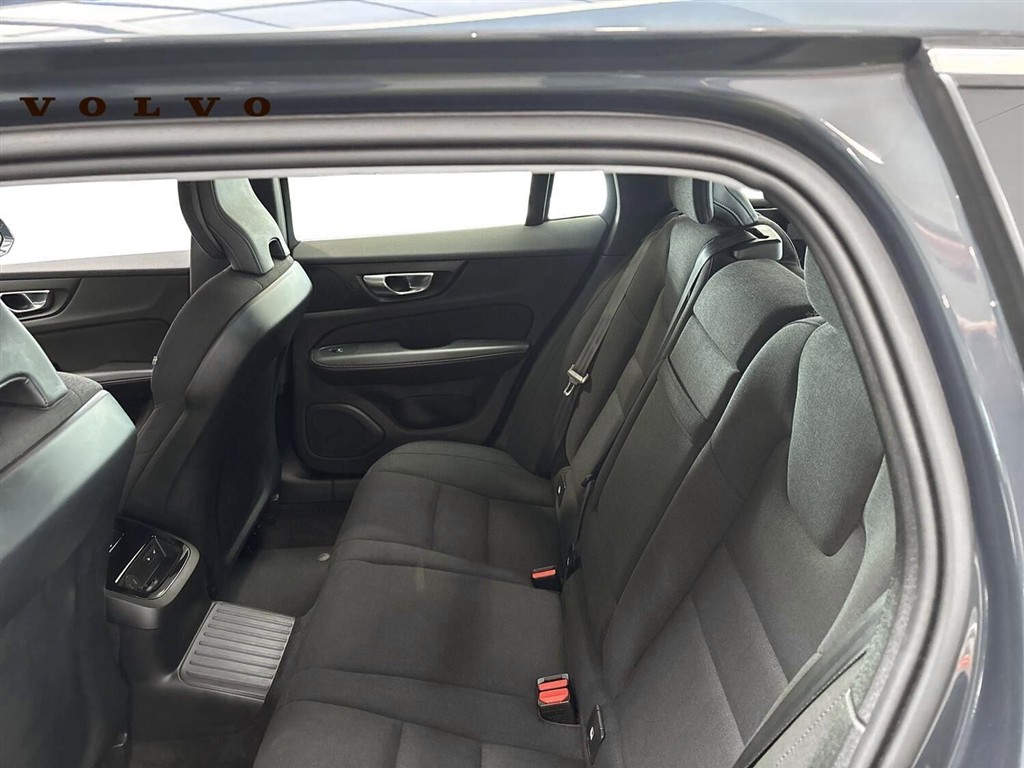 Volvo V60 2,0 T6 Recharge Plugin-hybrid Inscription Expression 340HK Stc 8g Aut. - Image 7