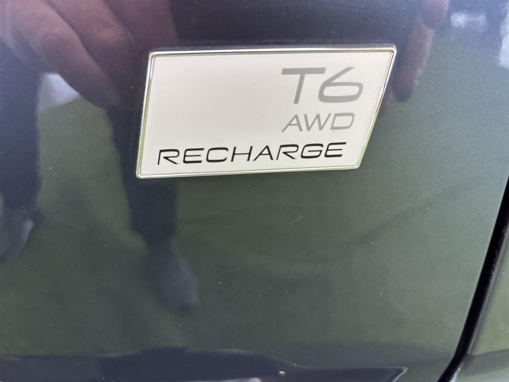 Volvo V60 2,0 T6 Recharge Plugin-hybrid Inscription Expression 340HK Stc 8g Aut. - Image 18