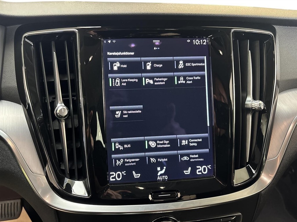 Volvo V60 2,0 T6 Recharge Plugin-hybrid Inscription Expression 340HK Stc 8g Aut. - Image 22