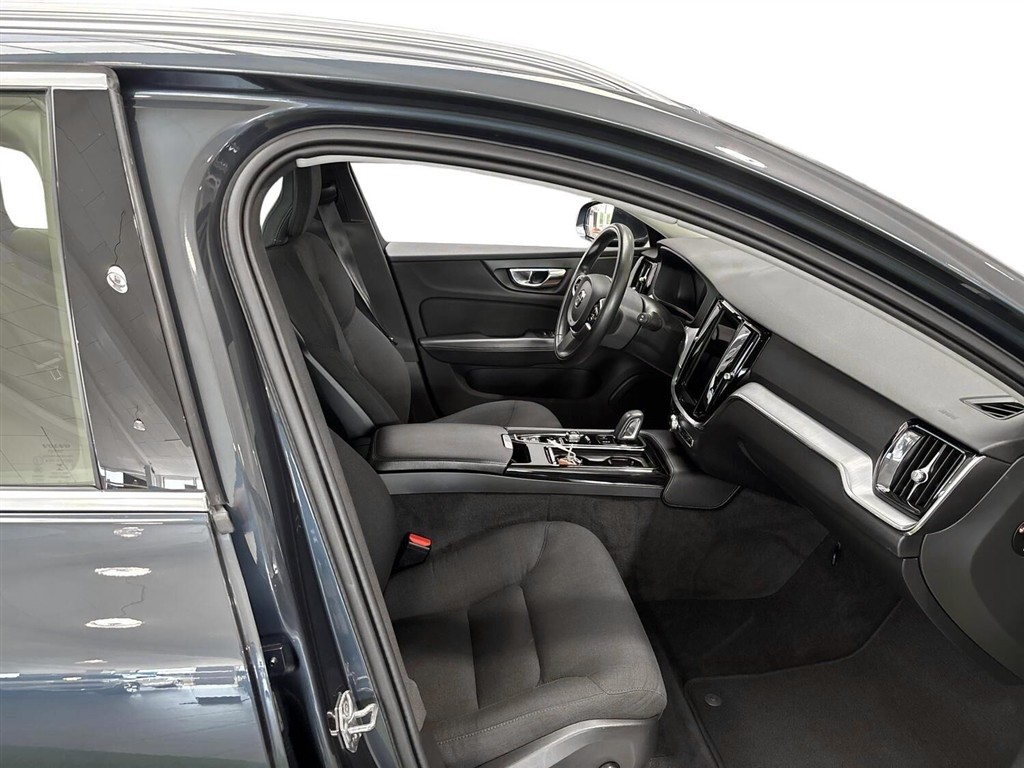 Volvo V60 2,0 T6 Recharge Plugin-hybrid Inscription Expression 340HK Stc 8g Aut. - Image 5