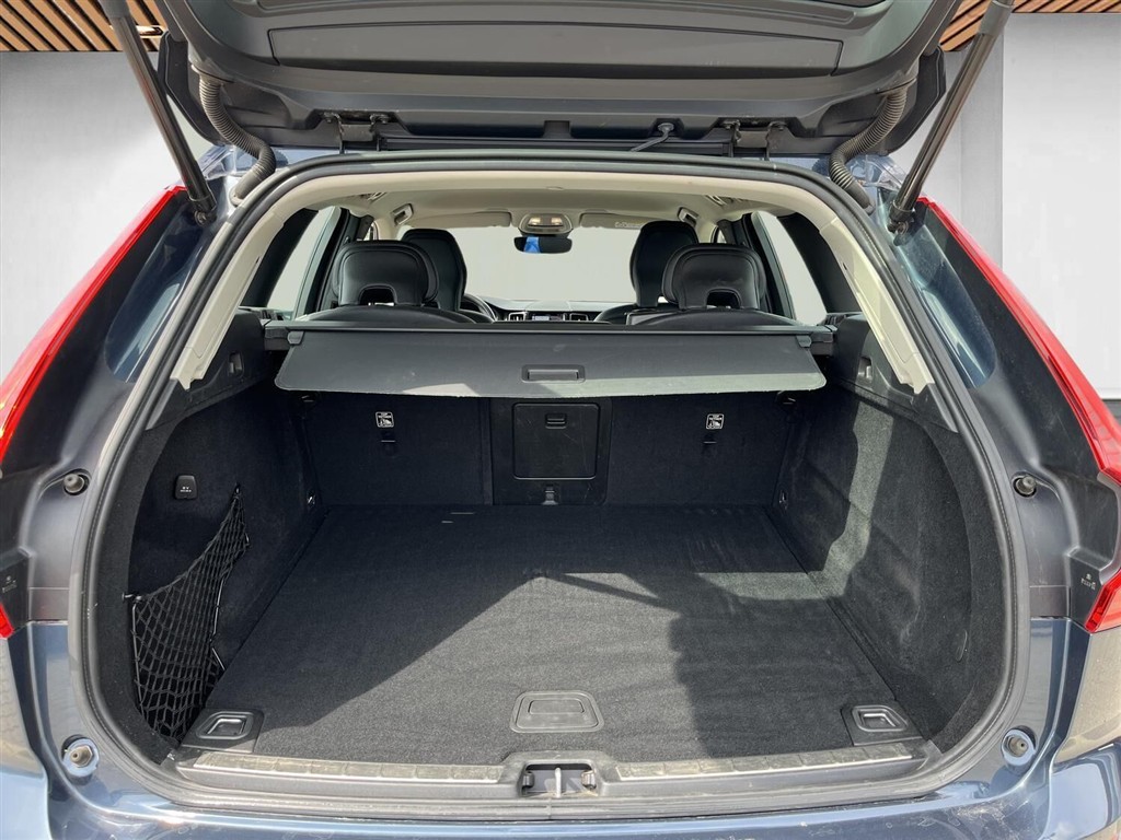 Volvo XC60 2,0 B4 Inscription 197HK 5d 8g Aut. - Image 14