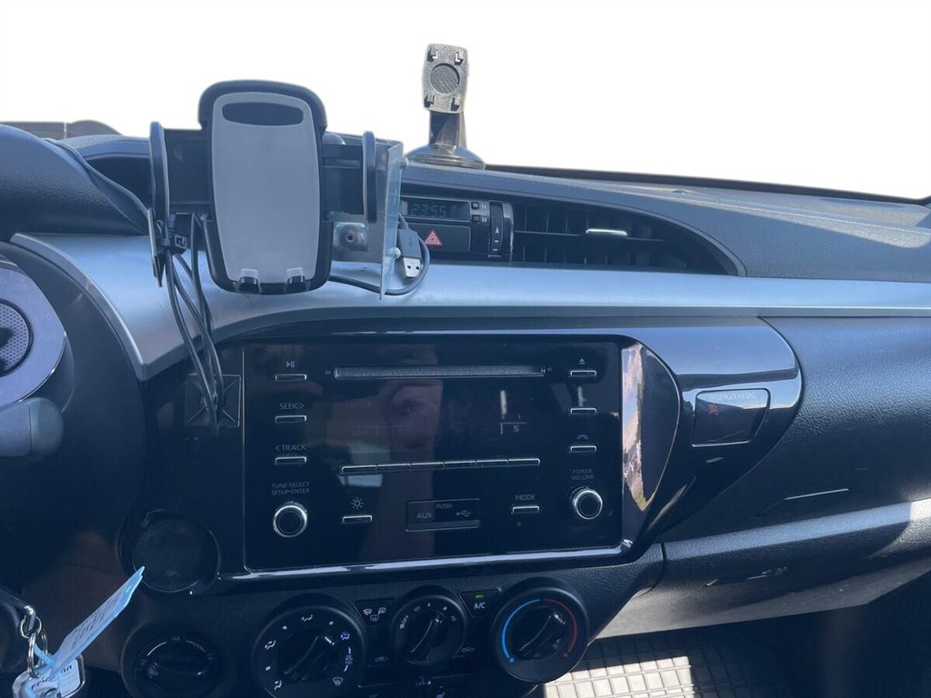 Toyota HiLux Dobb.Kab. 2,4 D-4D T2 AWD 150HK DobKab 6g - Image 19