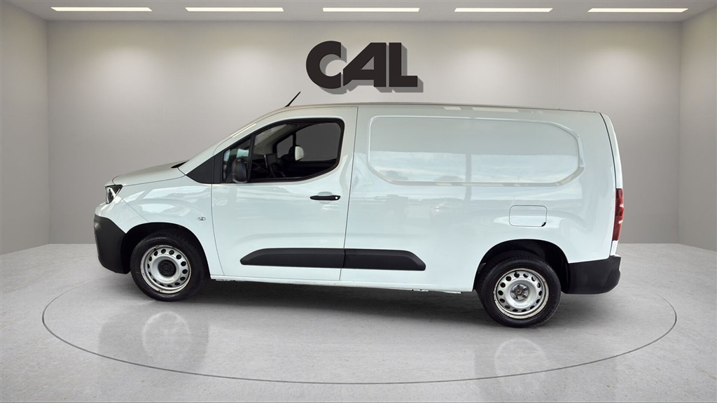 Peugeot Partner L2 V2 1,5 BlueHDi Plus 100HK Van - Image 2