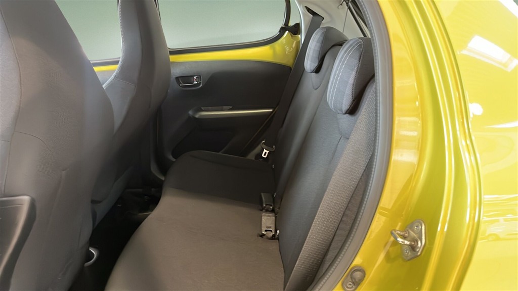 Peugeot 108 1,0 e-Vti Infinity 72HK 5d - Image 6